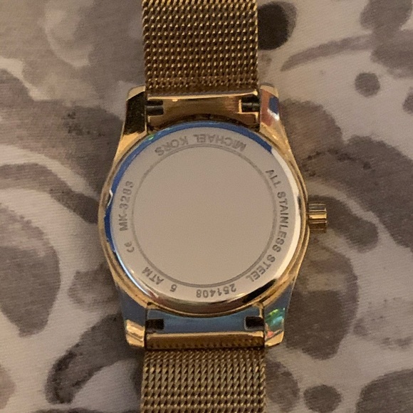 Michael Kors watch - Picture 2 of 5